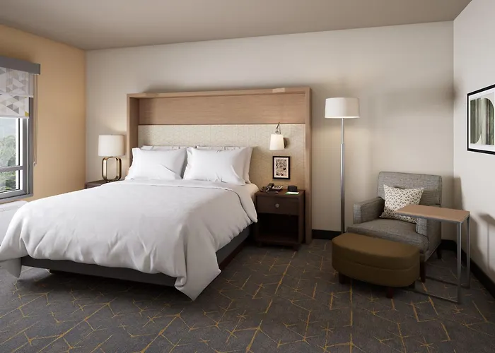 Hotel By Ihg