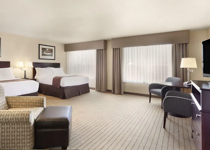 Hotel By Ihg
