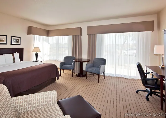 By Ihg Hotel 3*